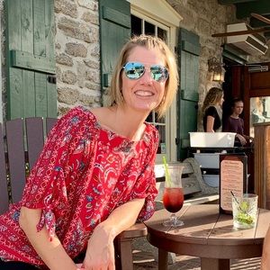 Meet your Posher, Christine